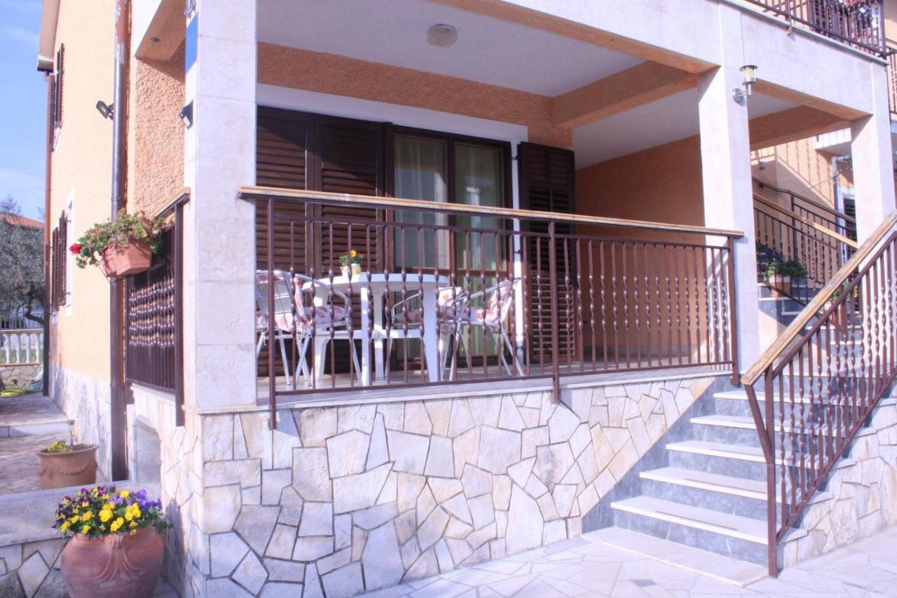 Lily'S Lovely Apartments Fažana Exterior foto